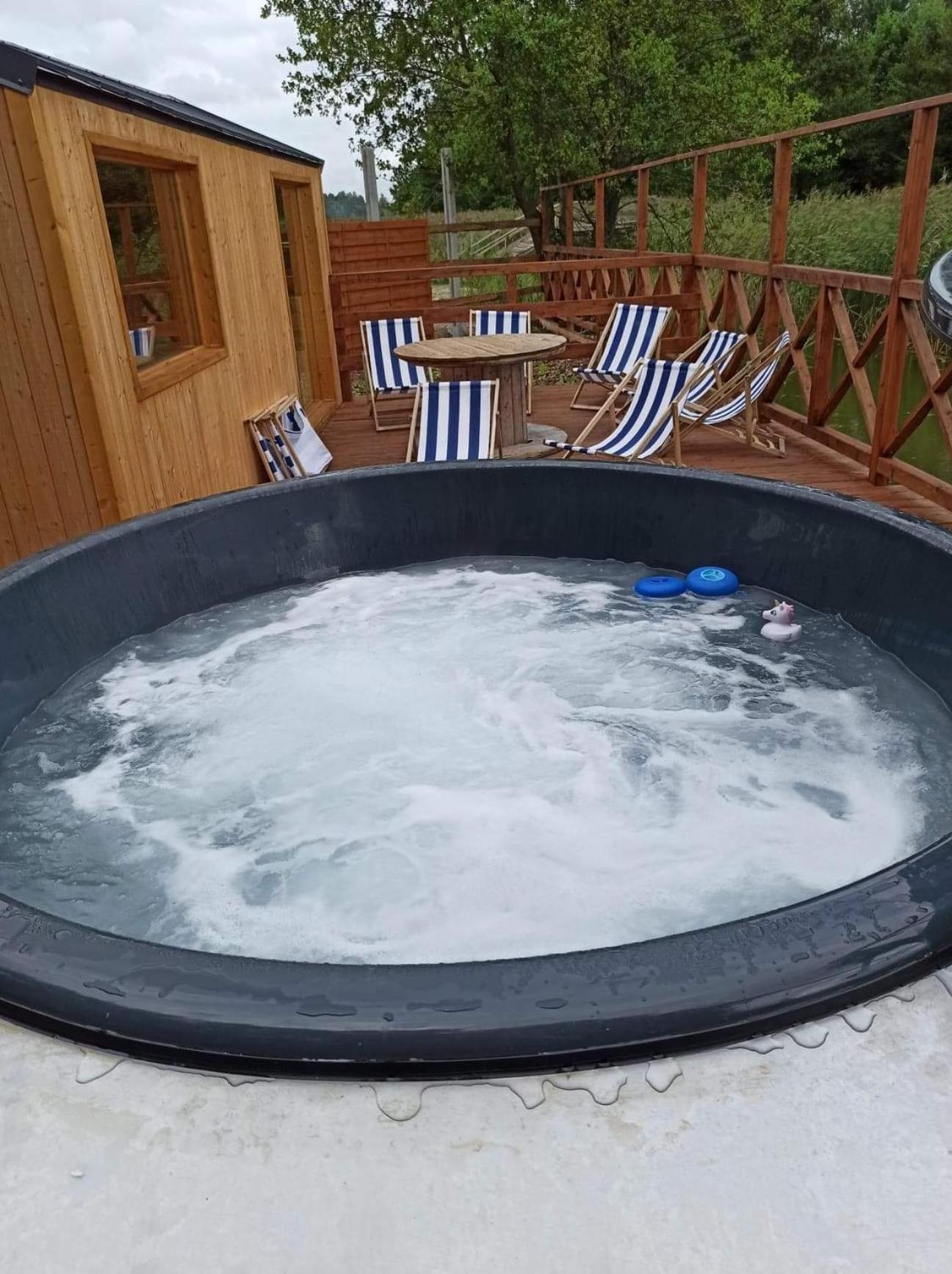 Kocanka W Lesie, Przy Jeziorze W Kaszubskiej Wenecji, Na Gwizdowce Holiday home Zalakowo